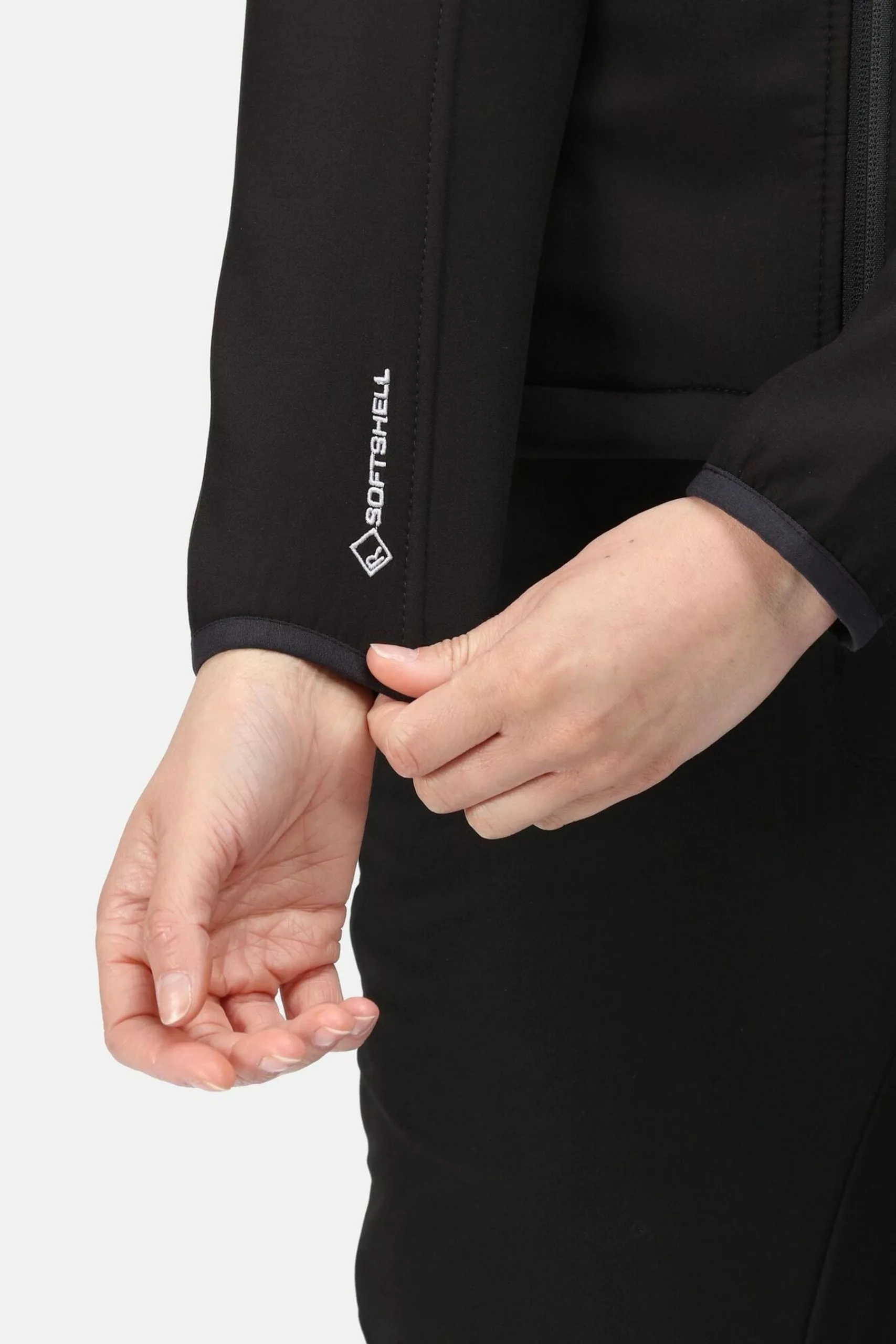 Regatta Women's Black Arec III Softshell Jacket 6 Regatta Women's Black Arec III Softshell Jacket - Image 4